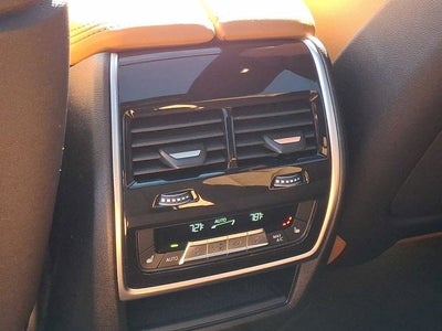 2023 BMW X7 xDrive40i Sports Activity Vehicle