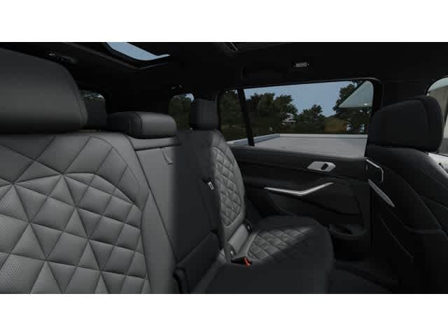 2026 BMW X7 xDrive40i Sports Activity Vehicle