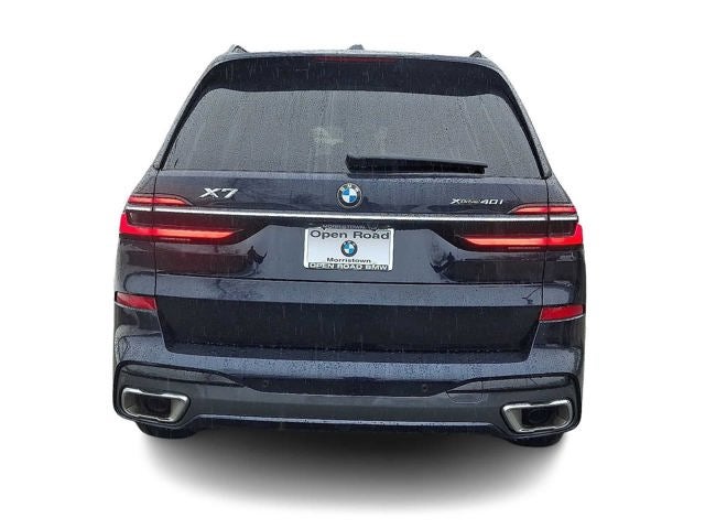 2023 BMW X7 xDrive40i Sports Activity Vehicle