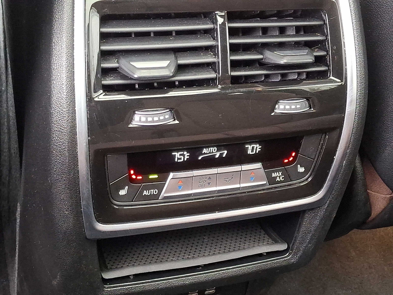 2024 BMW X7 xDrive40i Sports Activity Vehicle