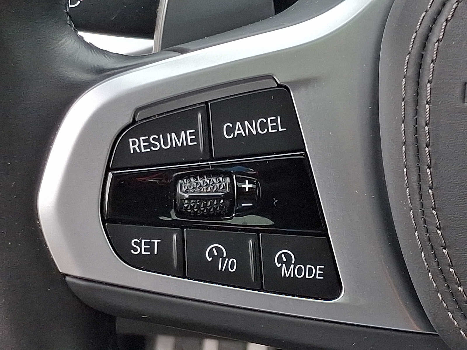 2024 BMW X7 xDrive40i Sports Activity Vehicle