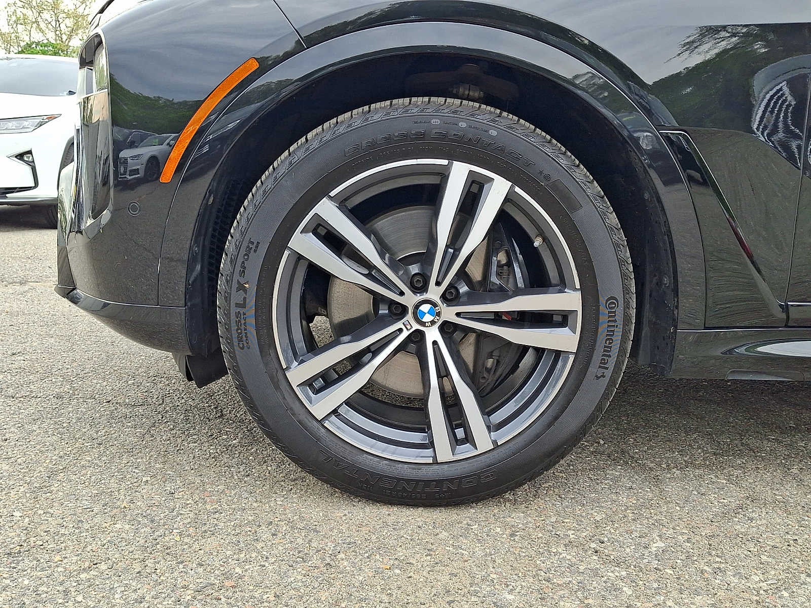 2024 BMW X7 xDrive40i Sports Activity Vehicle