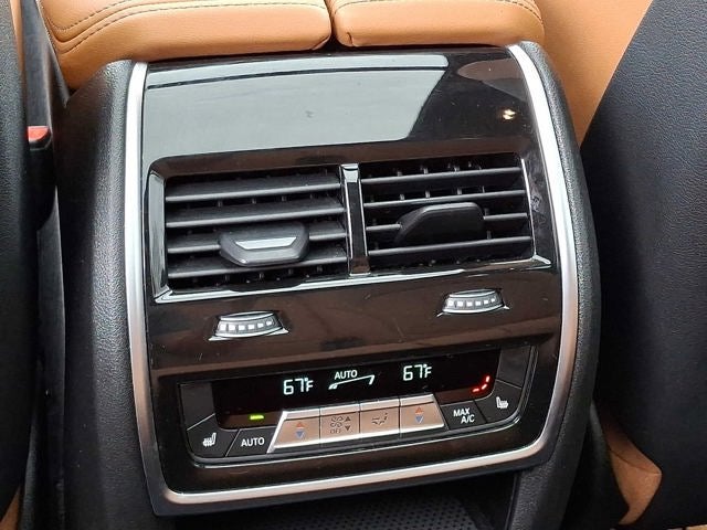 2024 BMW X7 xDrive40i Sports Activity Vehicle