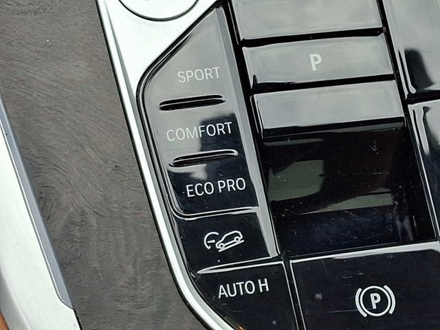 2024 BMW X7 xDrive40i Sports Activity Vehicle