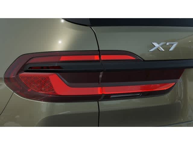 2027 BMW X7 xDrive40i Sports Activity Vehicle