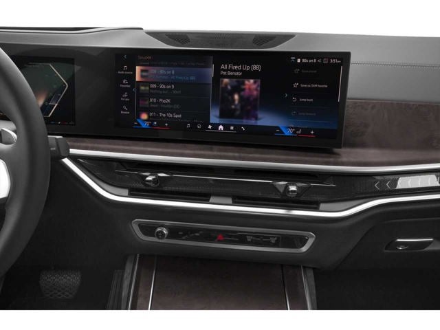 2027 BMW X7 xDrive40i Sports Activity Vehicle