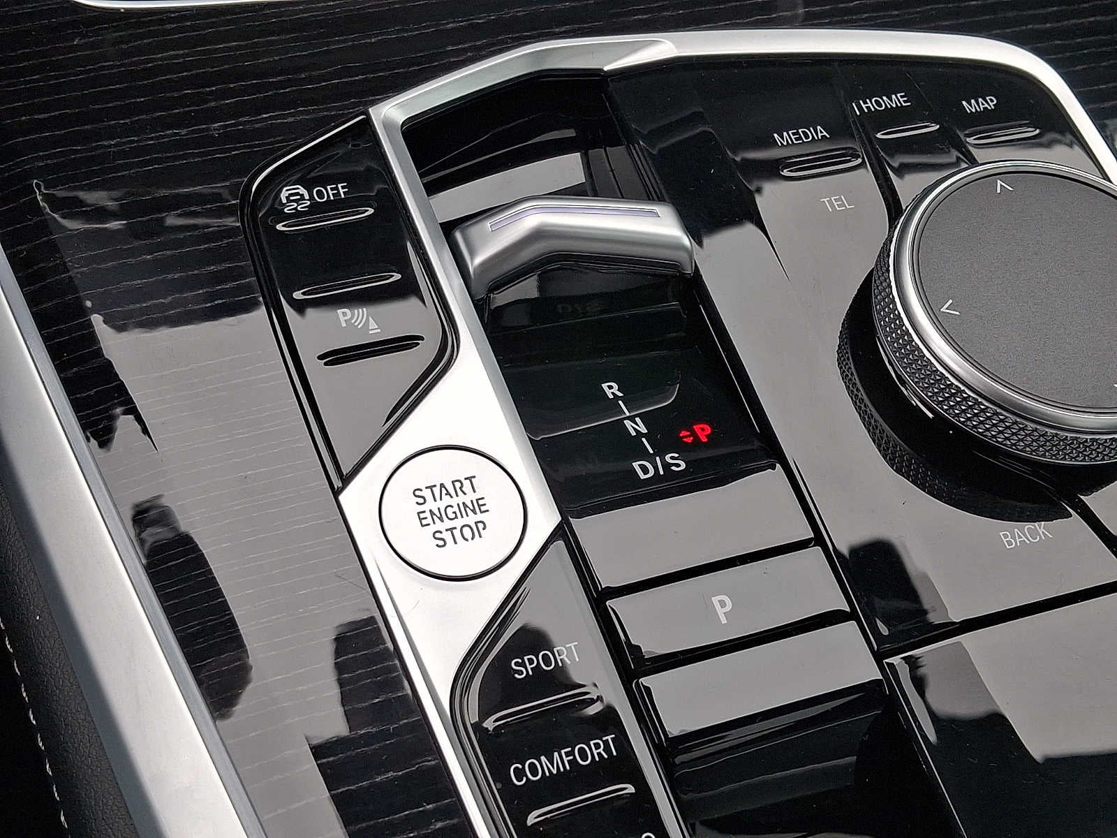 2025 BMW X5 xDrive40i Sports Activity Vehicle