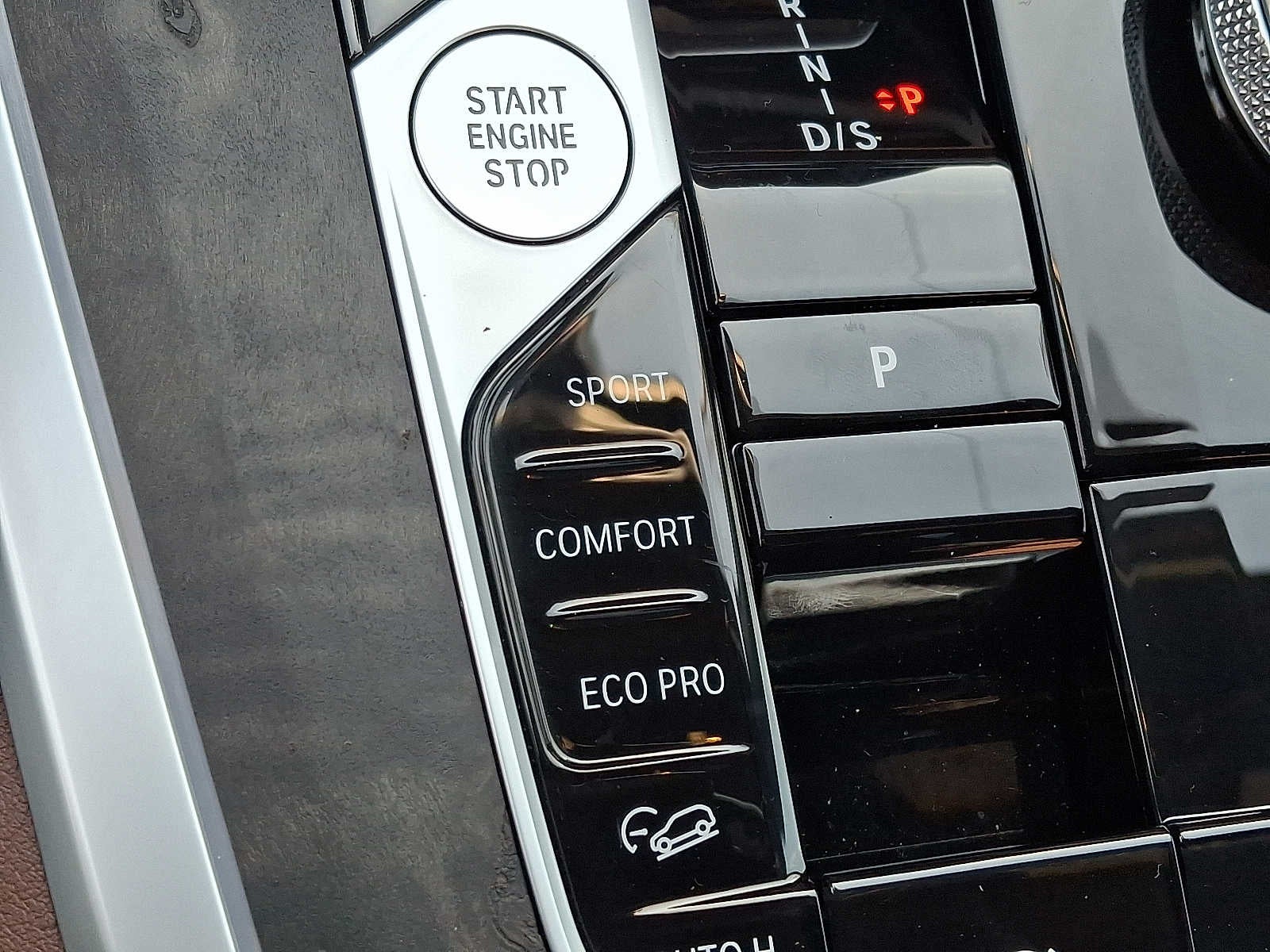 2025 BMW X5 xDrive40i Sports Activity Vehicle