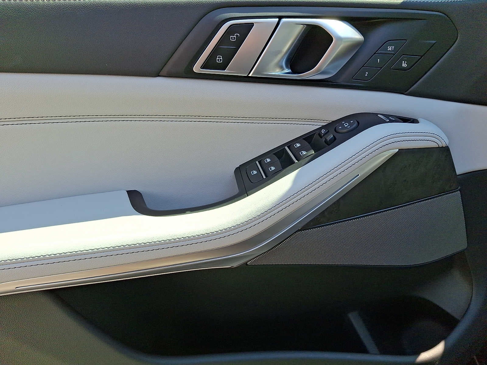 2025 BMW X5 xDrive40i Sports Activity Vehicle