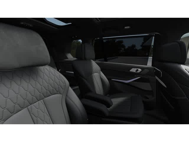 2026 BMW X7 M60i Sports Activity Vehicle