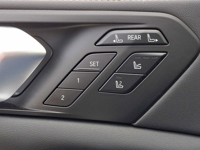 2025 BMW X7 M60i Sports Activity Vehicle