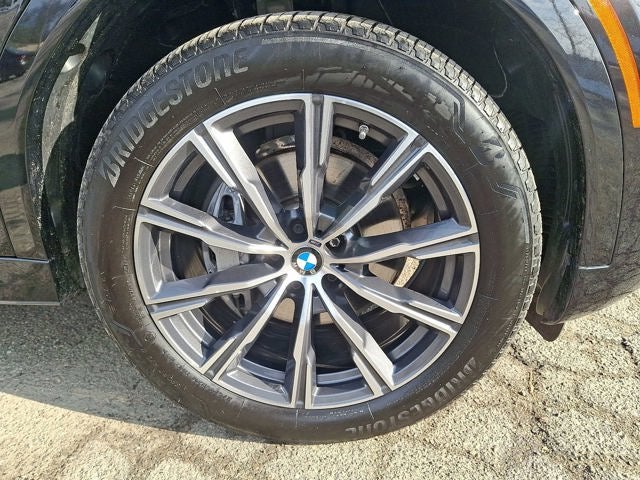 2025 BMW X6 xDrive40i Sports Activity Coupe