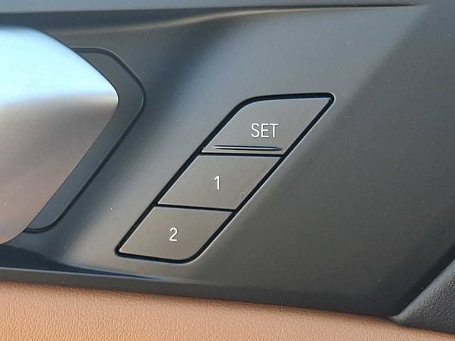 2025 BMW X5 xDrive50e Plug-In Hybrid