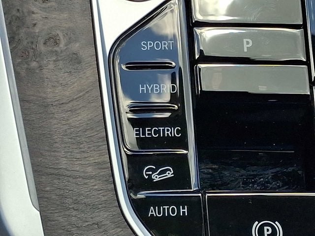 2024 BMW X5 xDrive50e Plug-In Hybrid