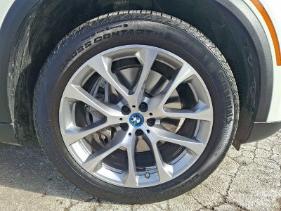 2025 BMW X5 xDrive50e Plug-In Hybrid