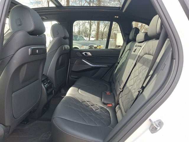 2025 BMW X5 xDrive50e Plug-In Hybrid