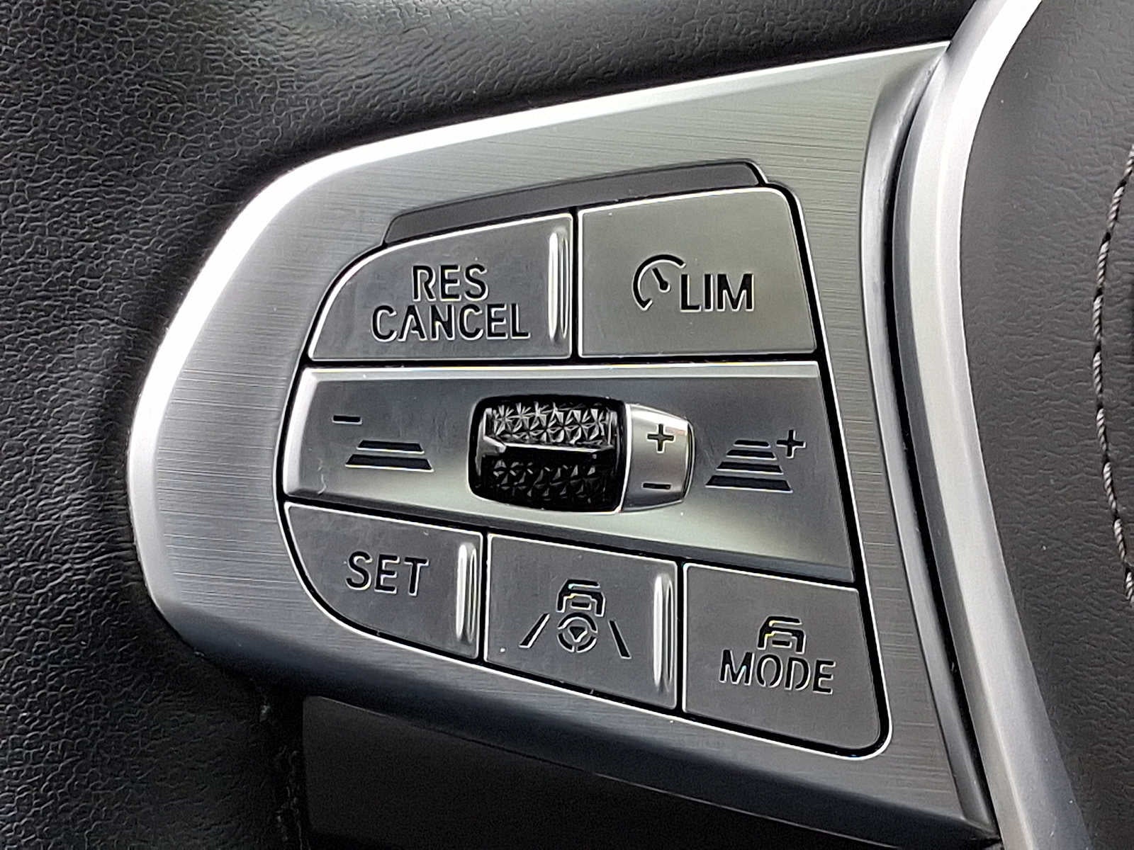 2022 BMW X7 xDrive40i Sports Activity Vehicle