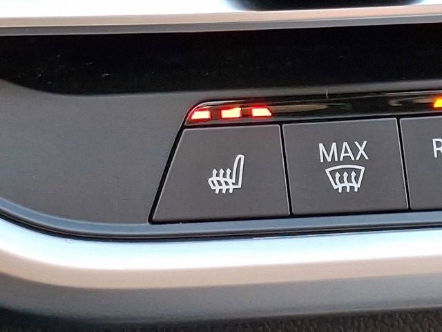 2022 BMW X7 xDrive40i Sports Activity Vehicle