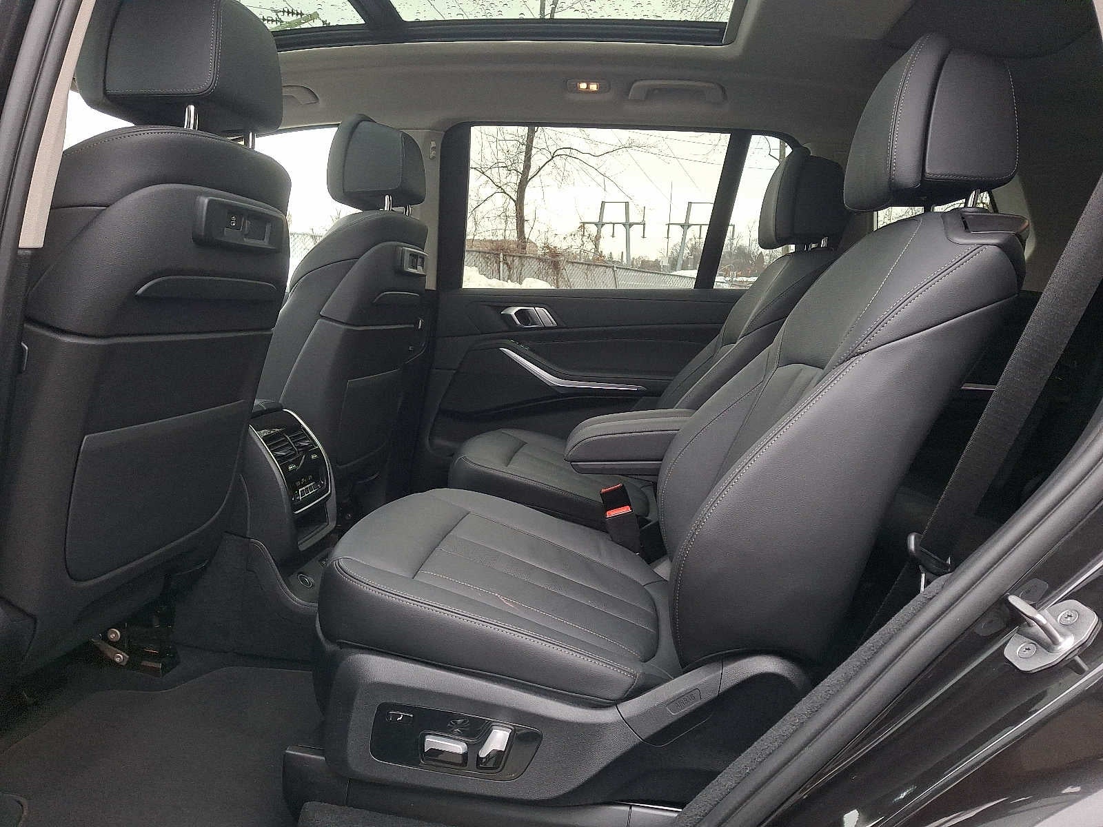 2022 BMW X7 xDrive40i Sports Activity Vehicle