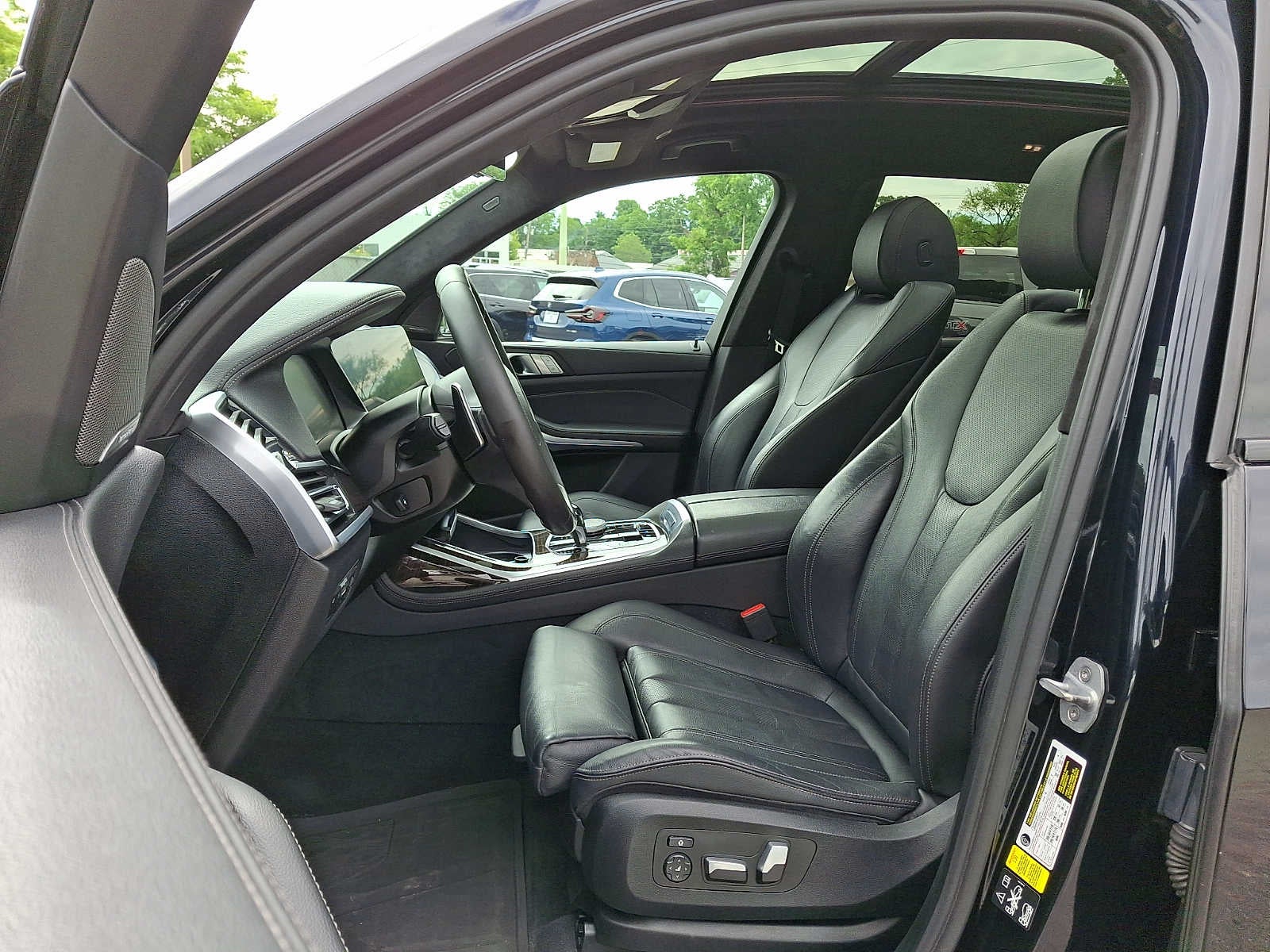 2020 BMW X7 40i - Photo 15