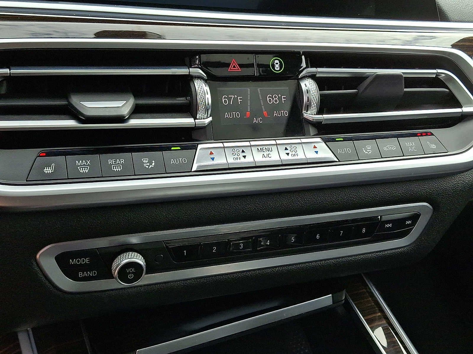 2020 BMW X7 40i - Photo 18