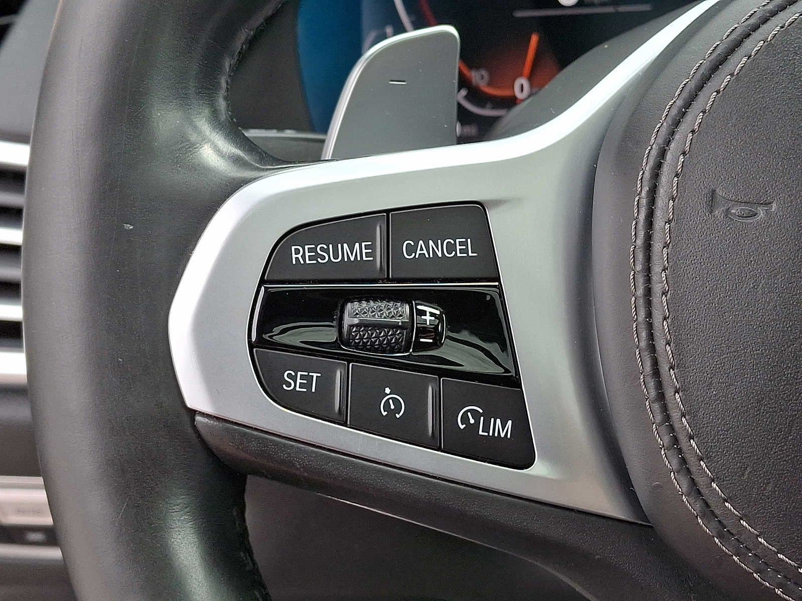 2020 BMW X7 40i - Photo 24