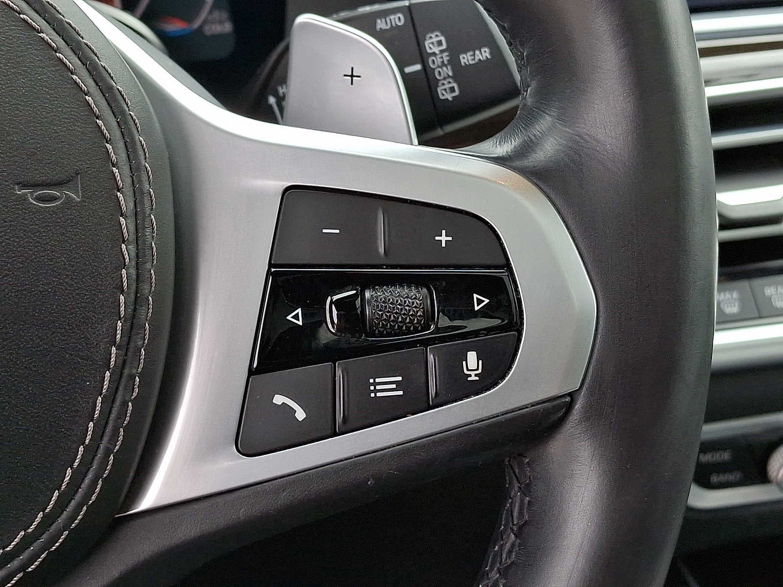2020 BMW X7 40i - Photo 25