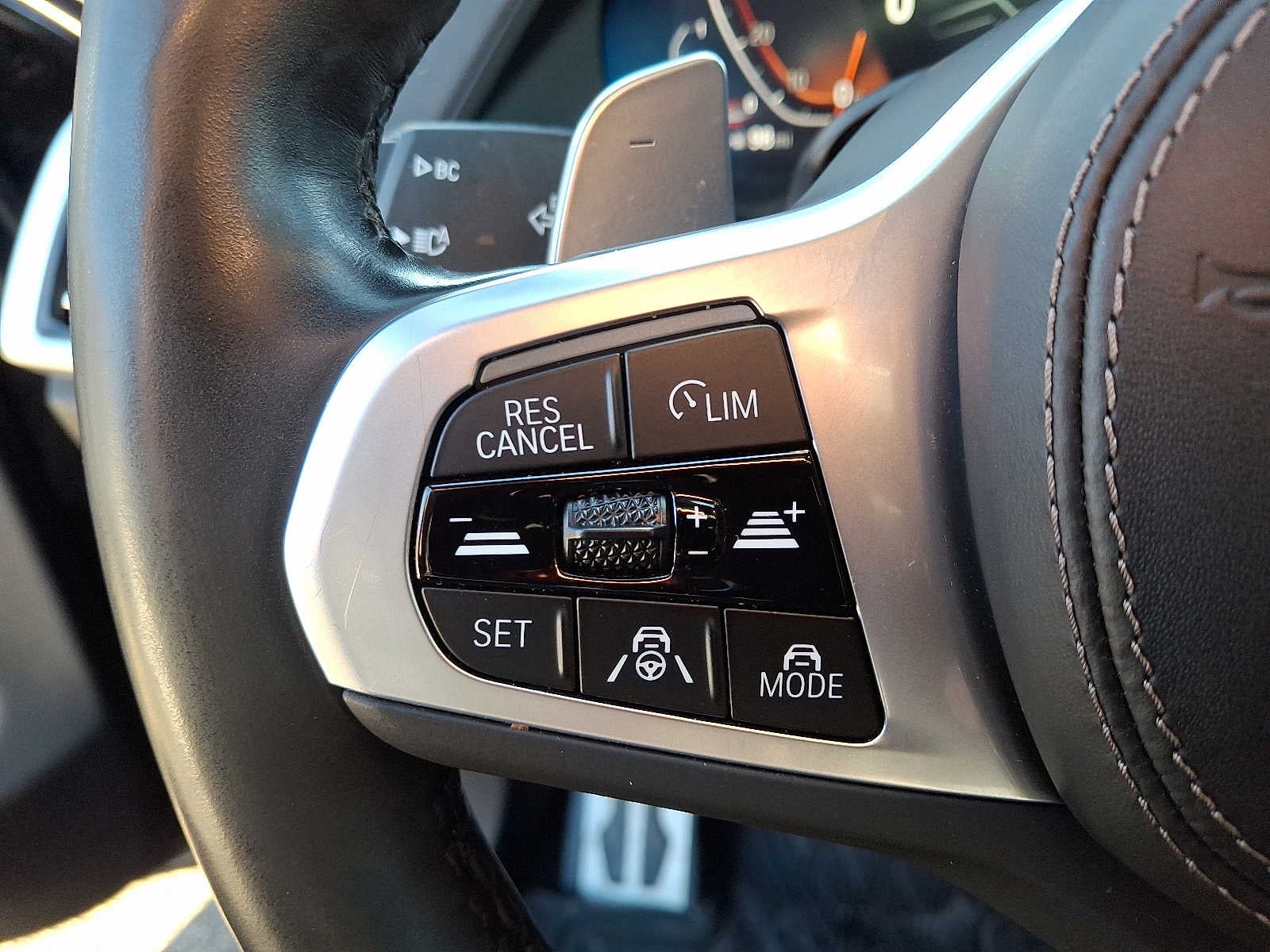 2023 BMW X6 xDrive40i Sports Activity Coupe