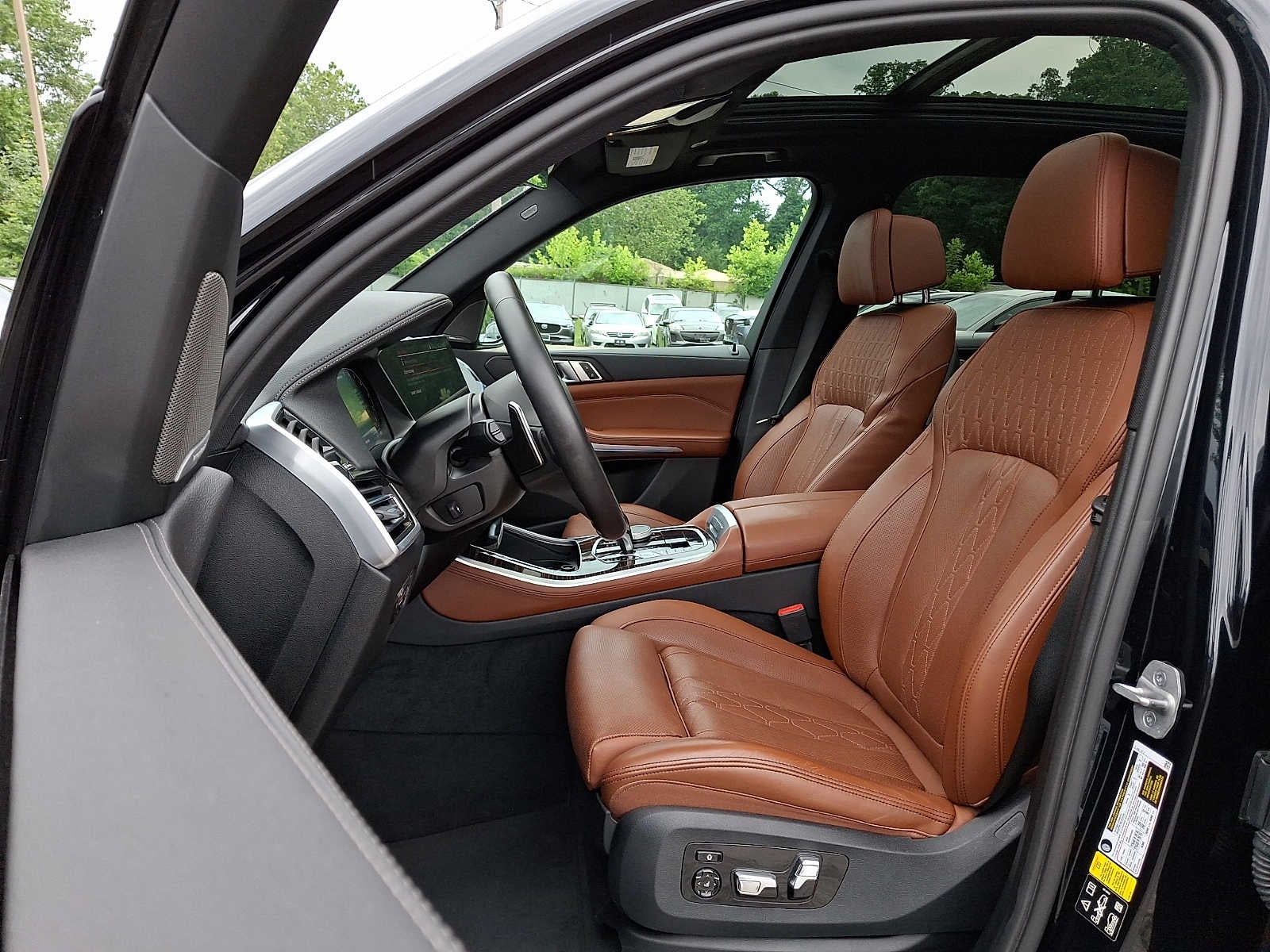 2023 BMW X5 M50i - Photo 14