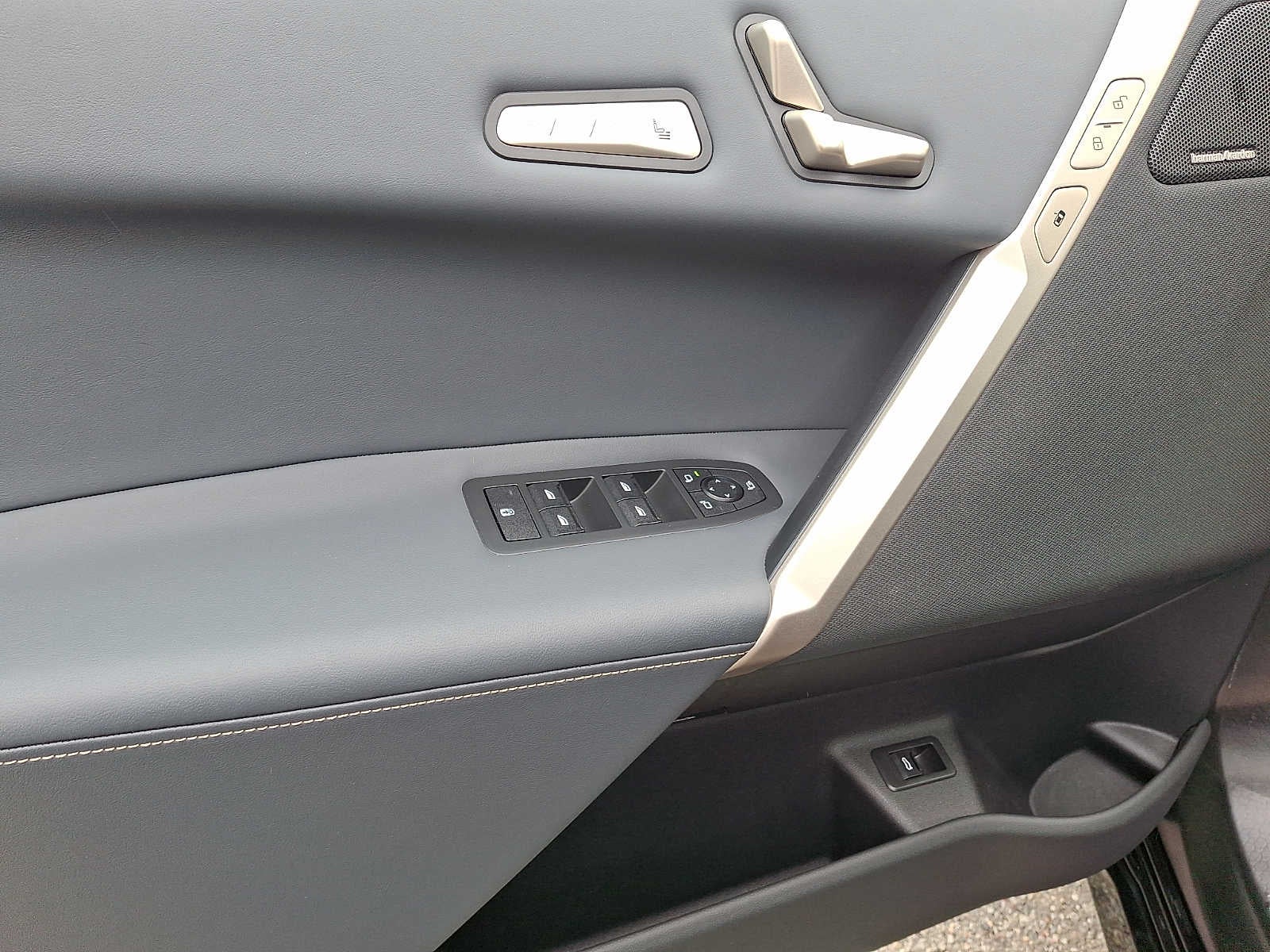 2024 BMW iX xDrive50 Sports Activity Vehicle
