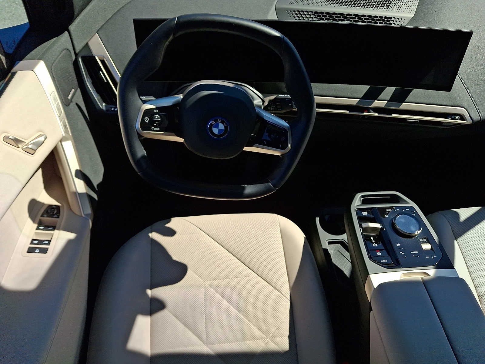 2024 BMW iX Base - Photo 12