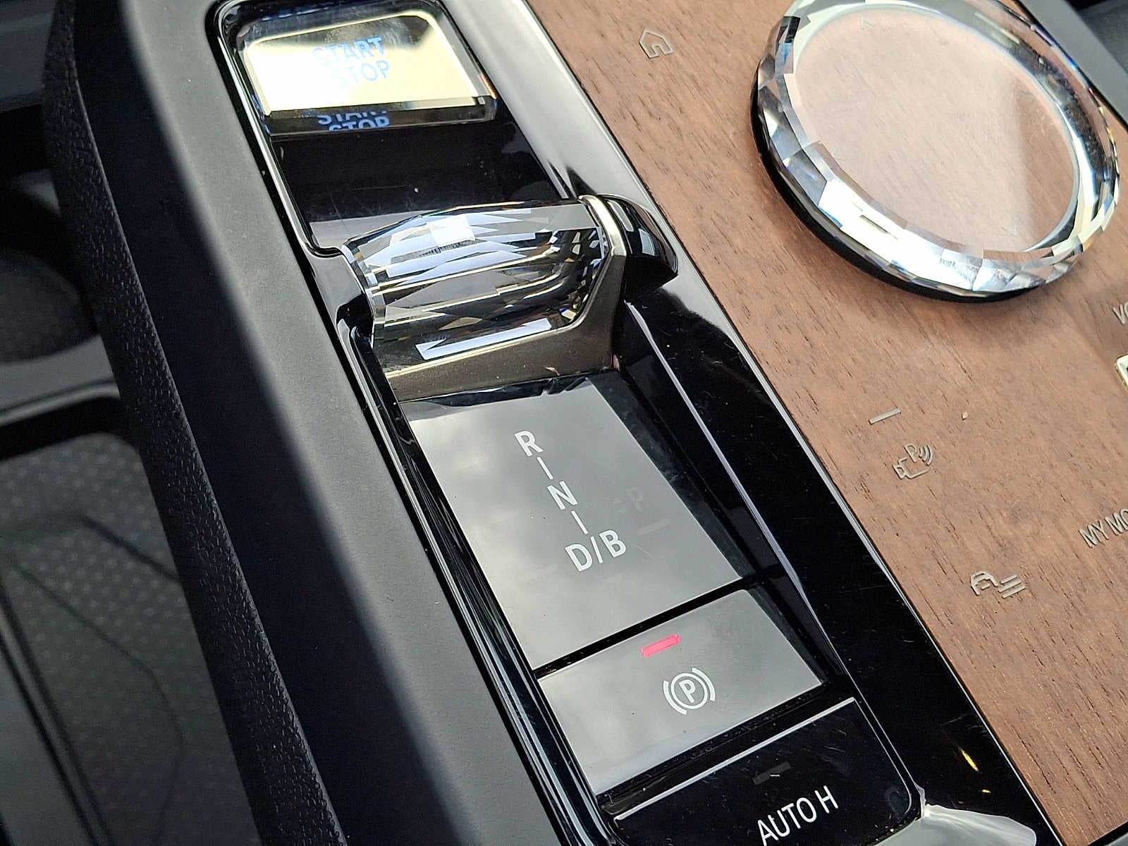 2024 BMW iX xDrive50 Sports Activity Vehicle