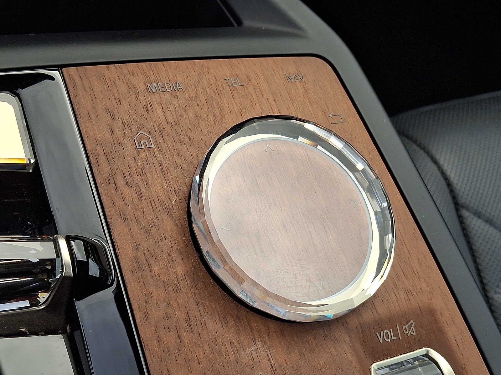 2024 BMW iX xDrive50 Sports Activity Vehicle