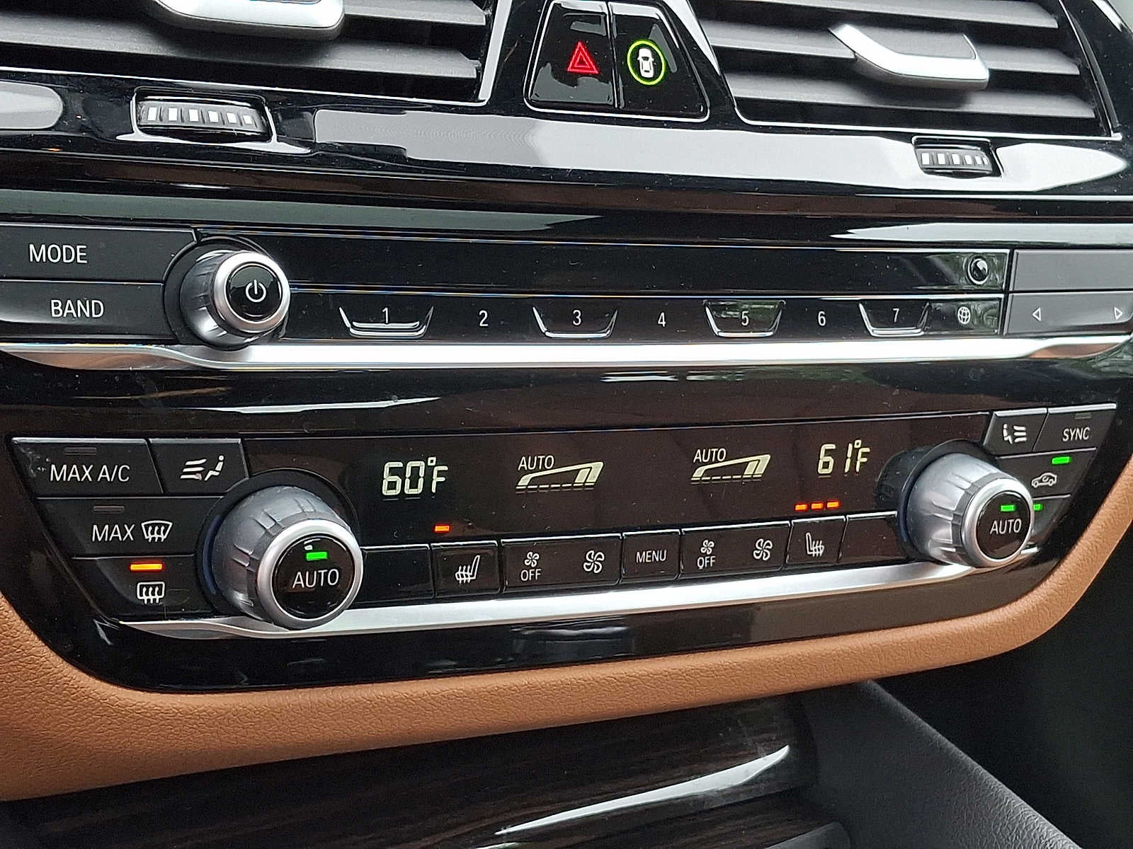 2023 BMW 5 Series 530i - Photo 13