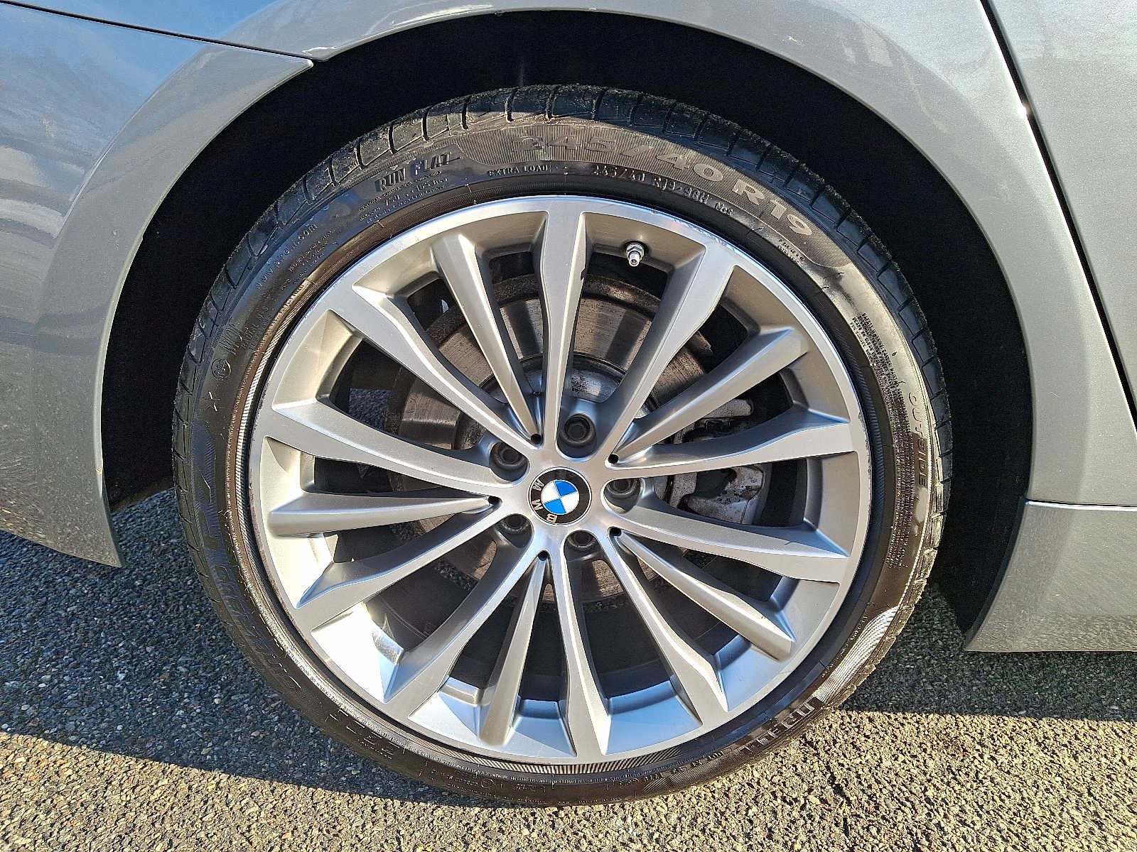 2023 BMW 5 Series 530i xDrive Sedan