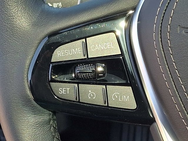 2023 BMW 5 Series 530i xDrive Sedan