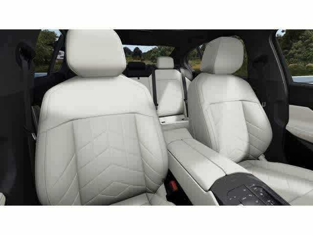 2026 BMW 5 Series 550e xDrive Sedan