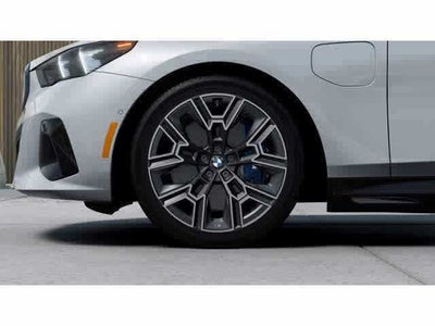 2026 BMW 5 Series 550e xDrive Sedan