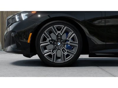 2026 BMW 5 Series 550e xDrive Sedan