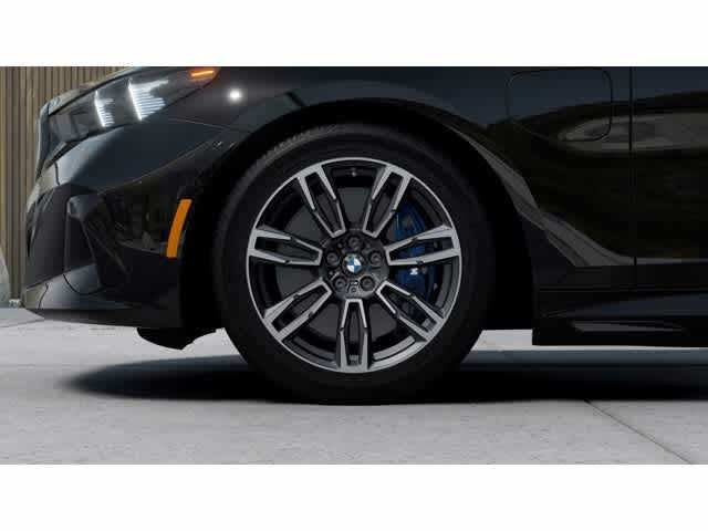 2027 BMW 5 Series 550e xDrive Sedan