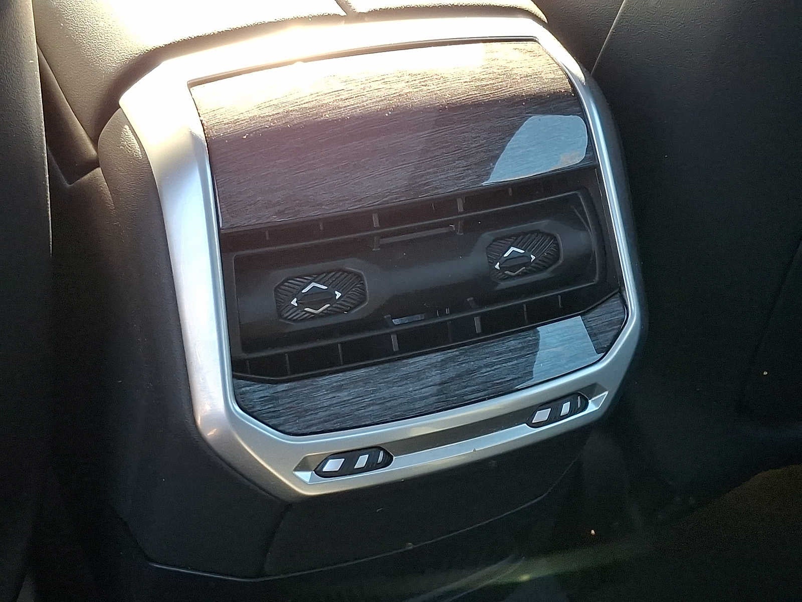 2023 BMW 7 Series 740i Sedan