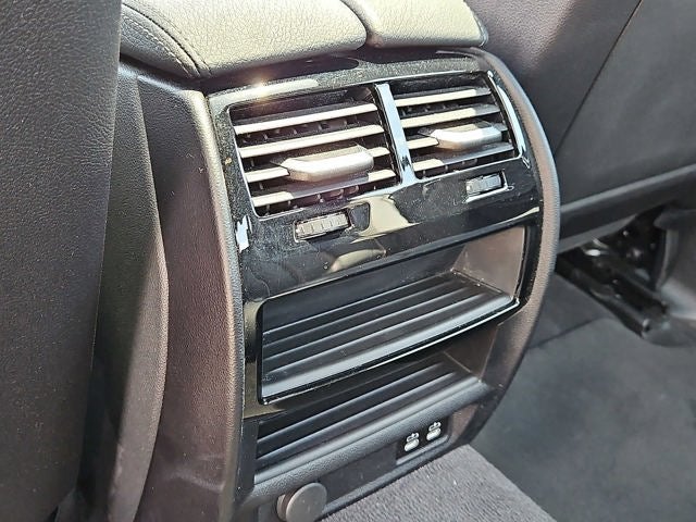 2023 BMW 5 Series 530e - Photo 41