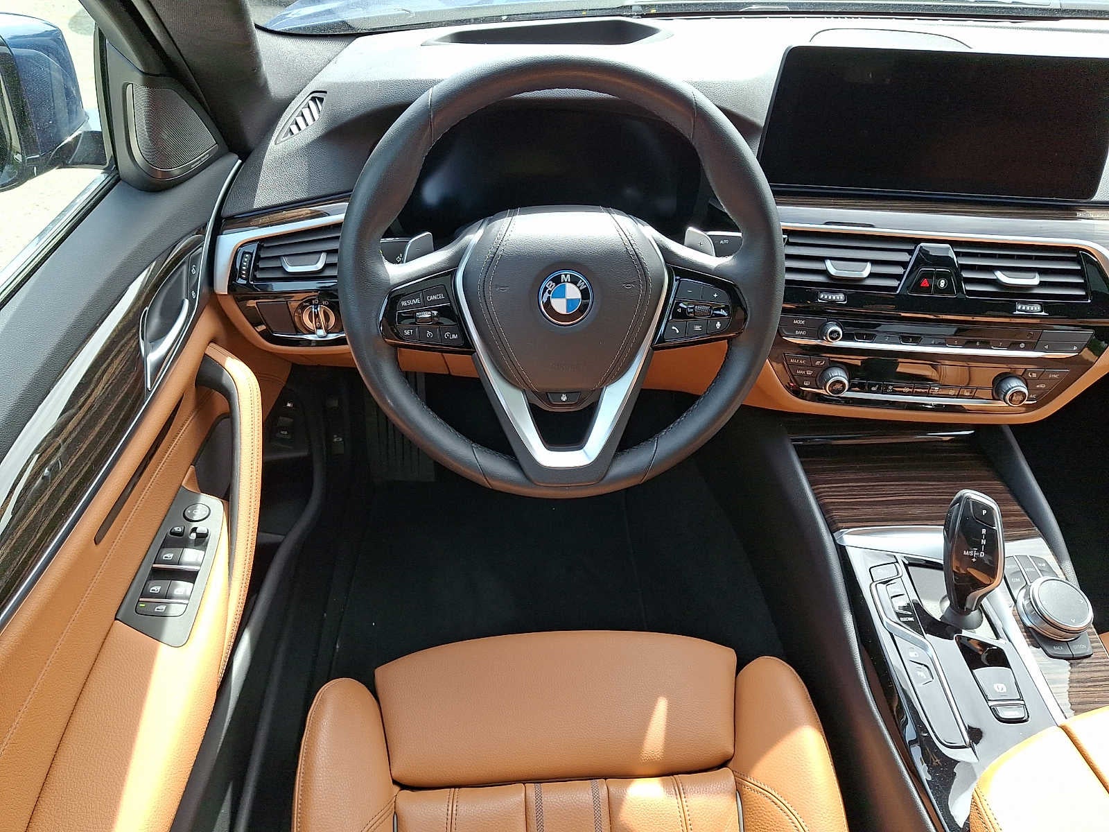 2023 BMW 5 Series 530e xDrive Plug-In Hybrid