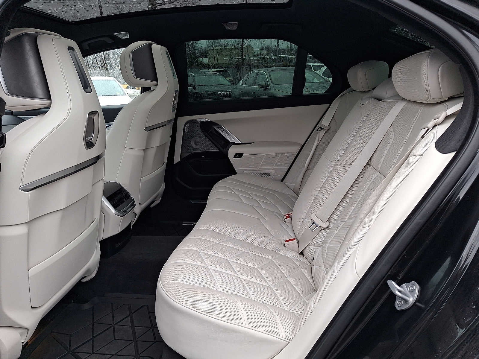 2024 BMW 7 Series 760i xDrive Sedan