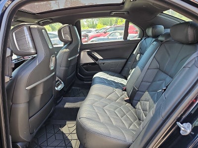 2024 BMW 7 Series 760i xDrive Sedan