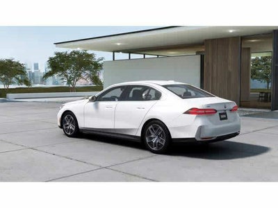 2027 BMW 5 Series 530i xDrive Sedan