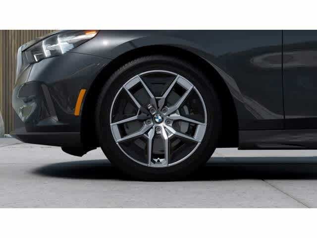 2027 BMW 5 Series 530i xDrive Sedan