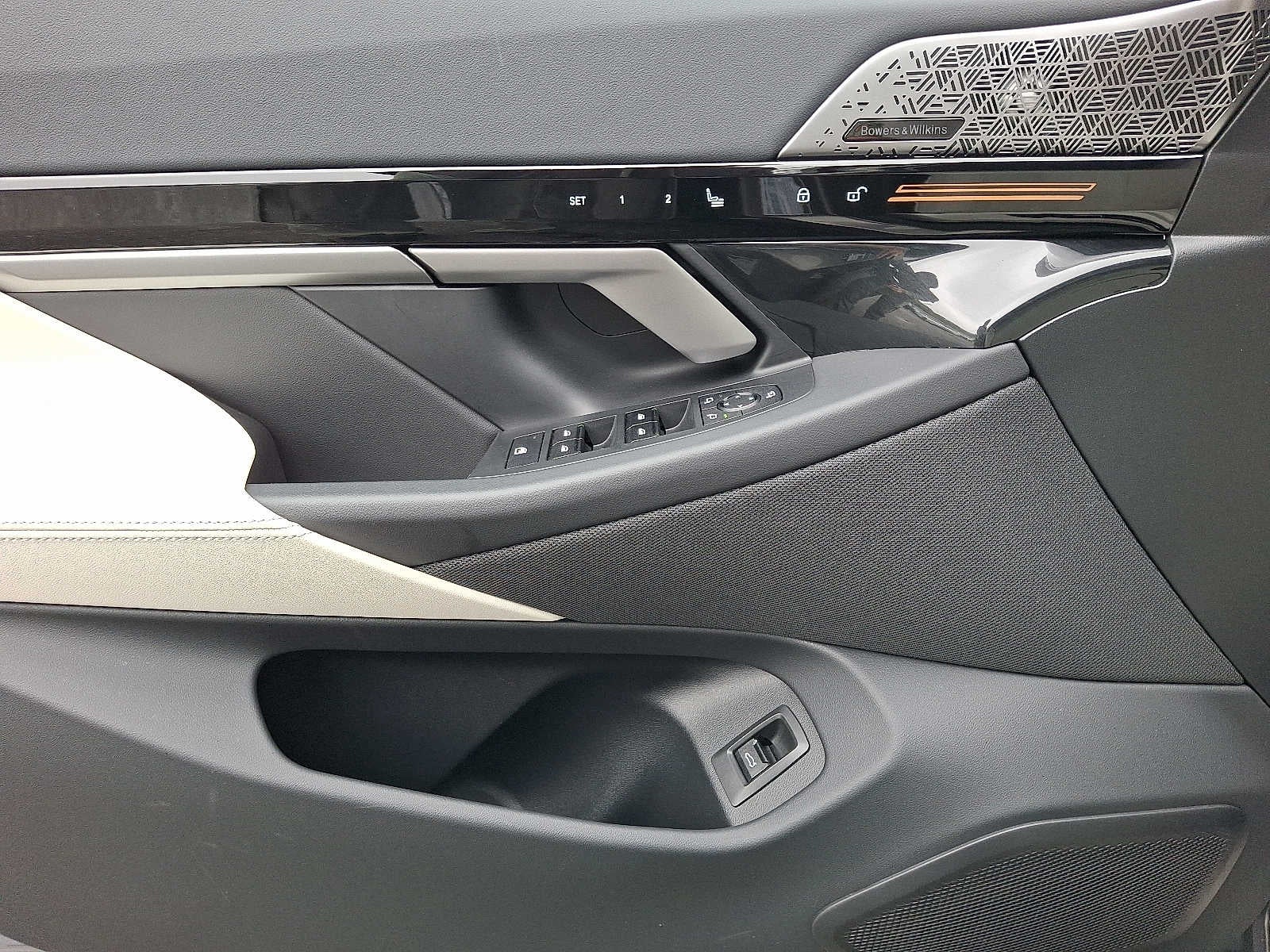 2025 BMW 5 Series 530i xDrive Sedan