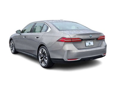 2025 BMW 5 Series 530i xDrive Sedan