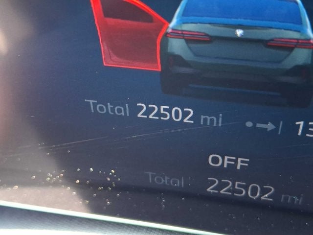 2025 BMW 5 Series 530i xDrive Sedan